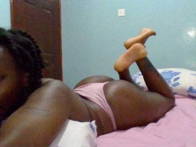 cutelizah live cam on BongaCams