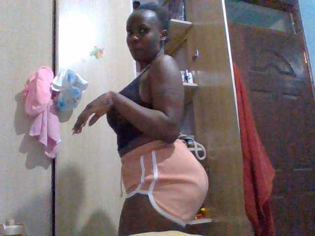 cutelizah live cam on BongaCams