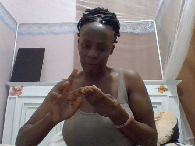 cutelizah live cam on BongaCams