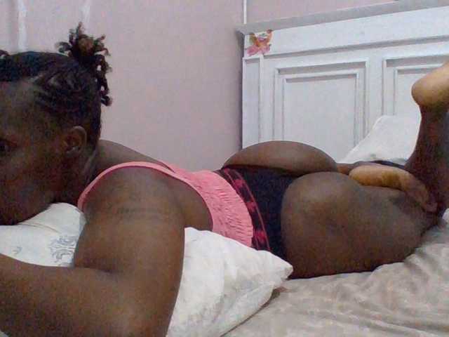 cutelizah live cam on BongaCams