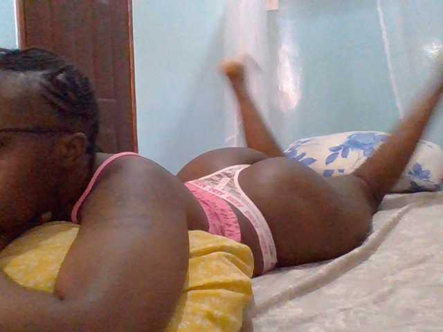 cutelizah live cam on BongaCams