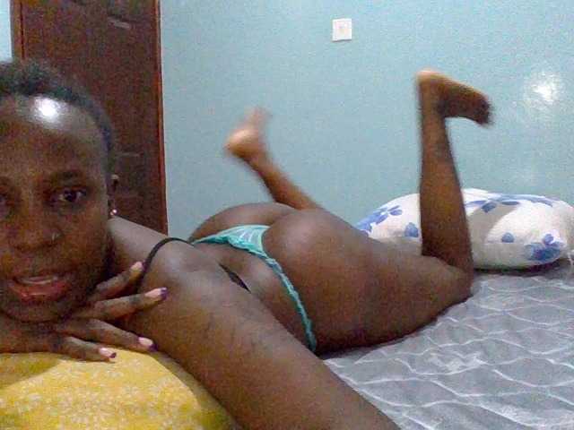 cutelizah live cam on BongaCams