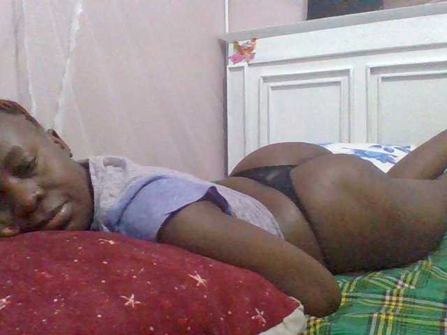 cutelizah live cam on BongaCams