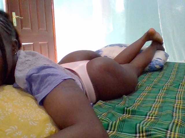 cutelizah live cam on BongaCams