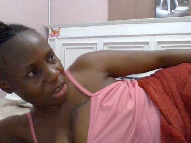 cutelizah live cam on BongaCams