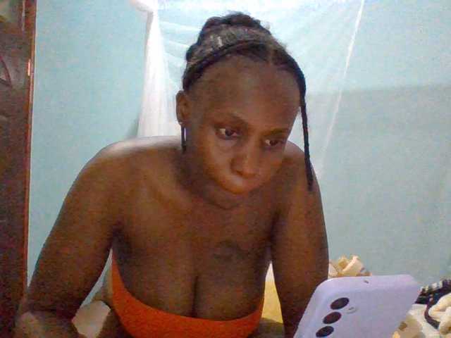 cutelizah live cam on BongaCams