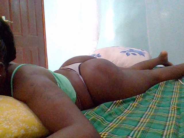 cutelizah live cam on BongaCams