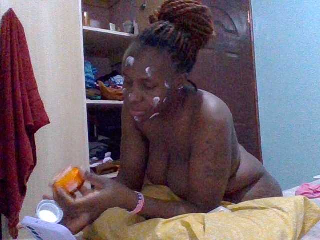 cutelizah live cam on BongaCams