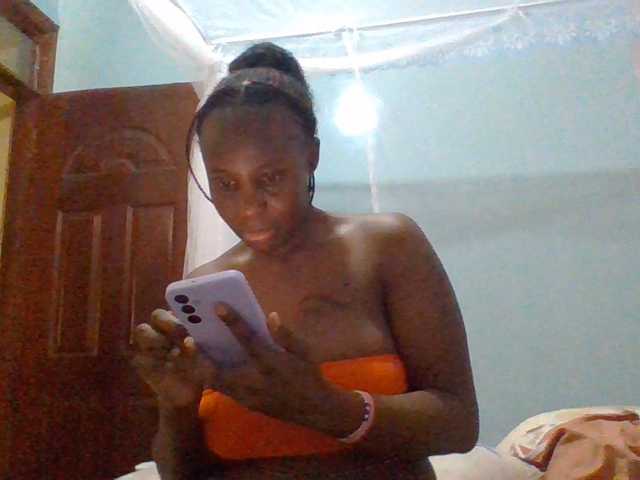 cutelizah, live now on BongaCams