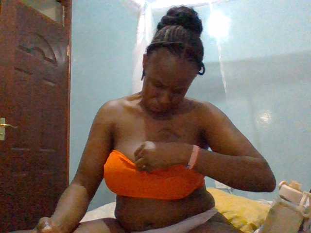cutelizah live cam on BongaCams