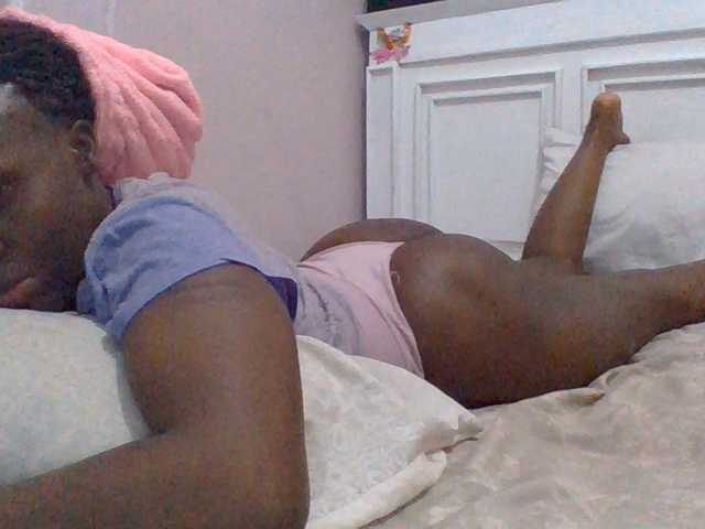 cutelizah live cam on BongaCams