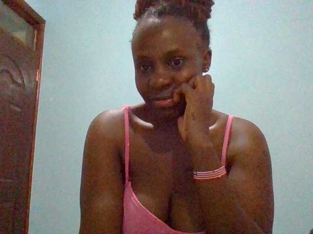 cutelizah live cam on BongaCams
