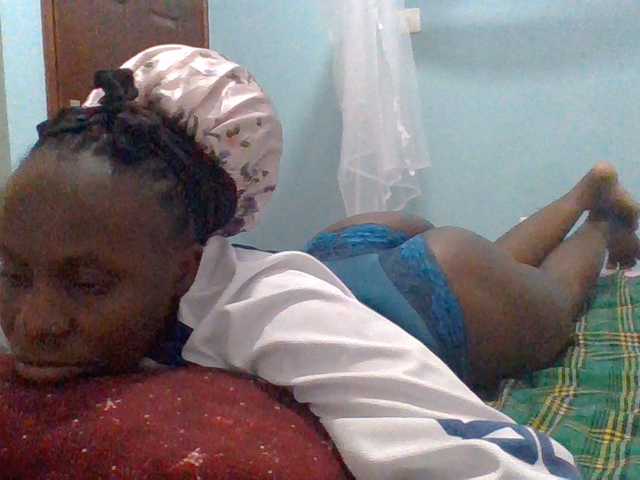 cutelizah live cam on BongaCams