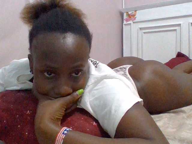 cutelizah live cam on BongaCams