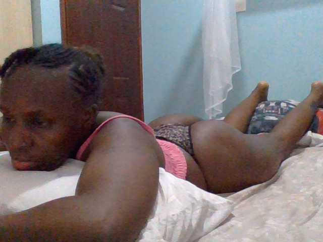 cutelizah live cam on BongaCams