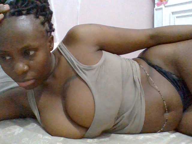 cutelizah live cam on BongaCams