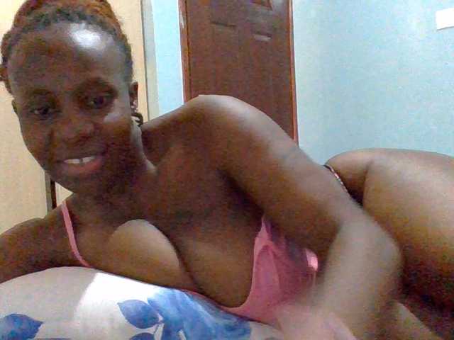 cutelizah live cam on BongaCams