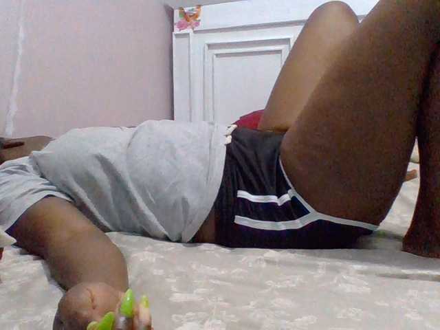 cutelizah live cam on BongaCams