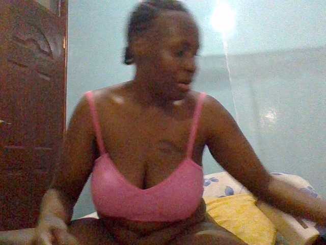 cutelizah live cam on BongaCams