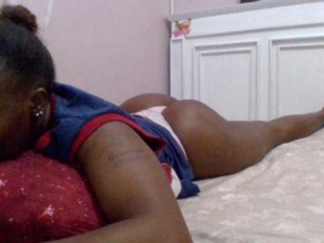 cutelizah live cam on BongaCams