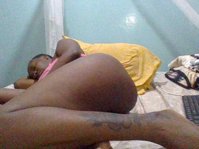 cutelizah live cam on BongaCams
