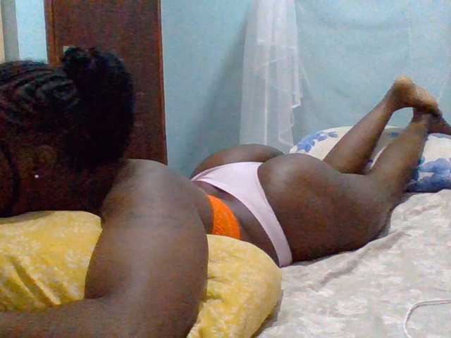 cutelizah live cam on BongaCams