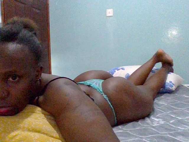 cutelizah live cam on BongaCams
