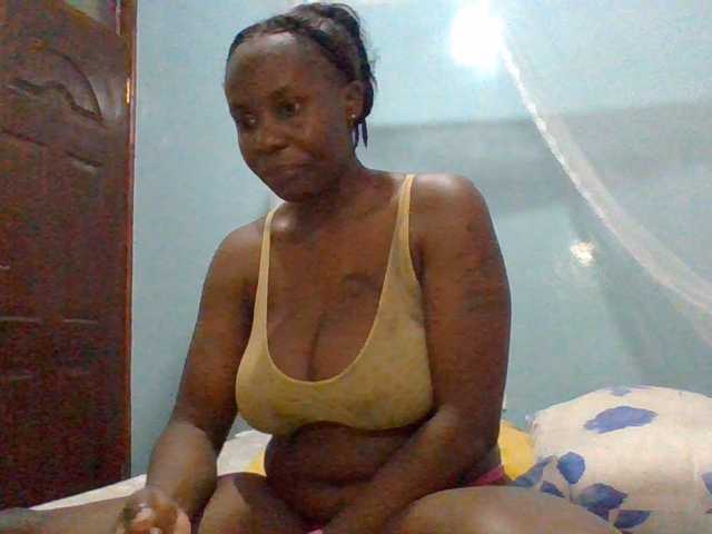 cutelizah live cam on BongaCams