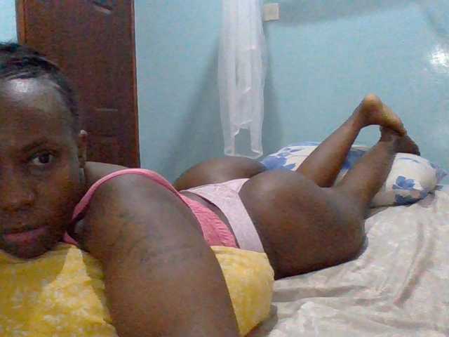 cutelizah live cam on BongaCams