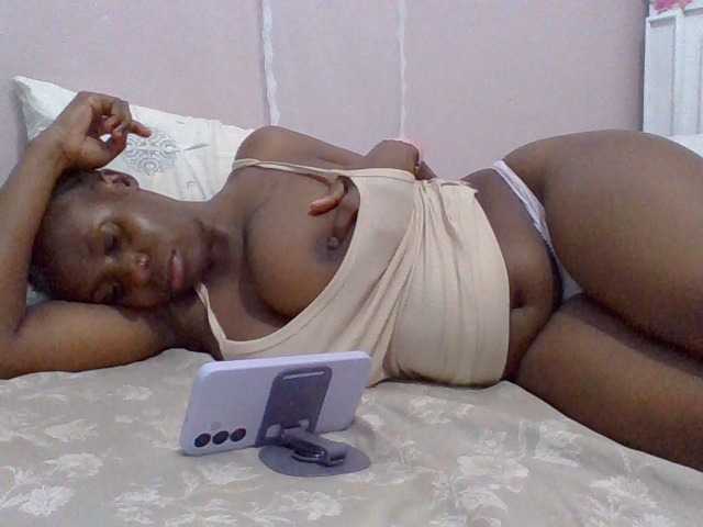 cutelizah live cam on BongaCams