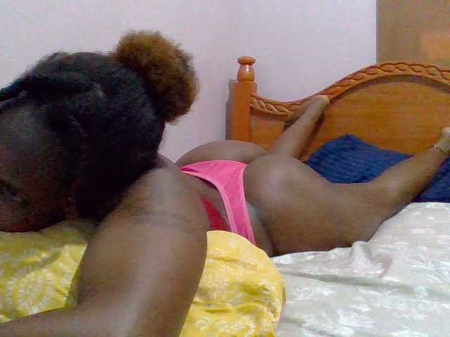 cutelizah's BongaCams show and profile