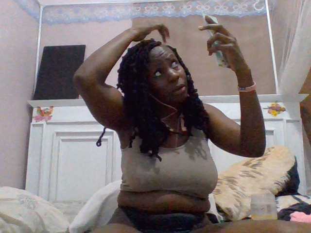 cutelizah live cam on BongaCams