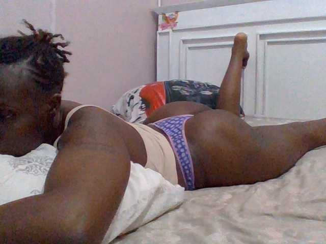 cutelizah live cam on BongaCams