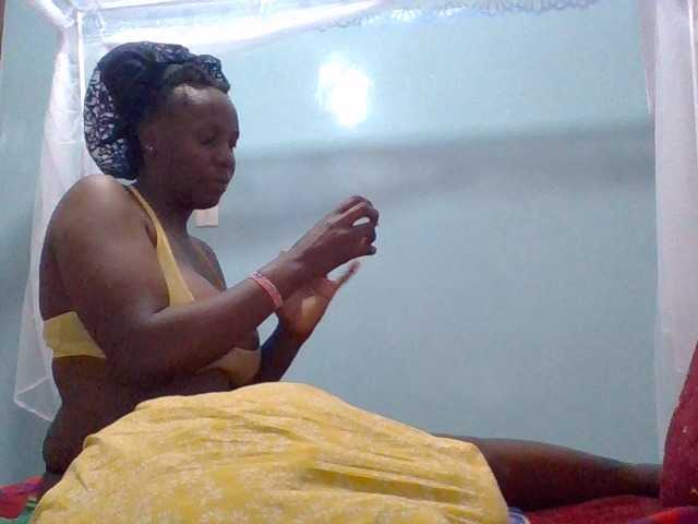 cutelizah's BongaCams show and profile