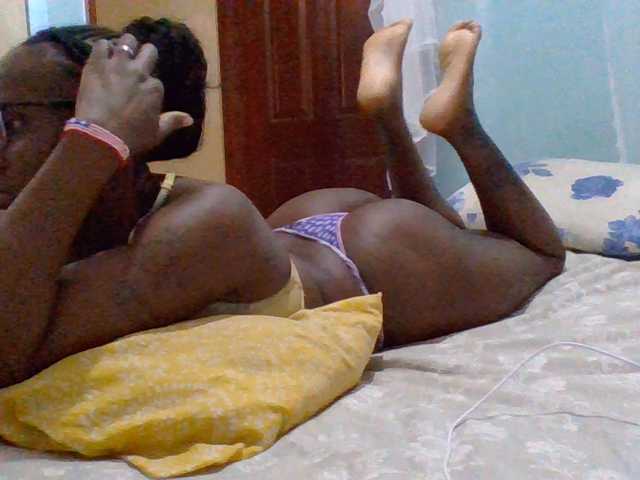 cutelizah live cam on BongaCams