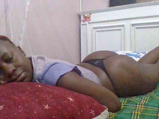 cutelizah Live Webcam on BongaCams
