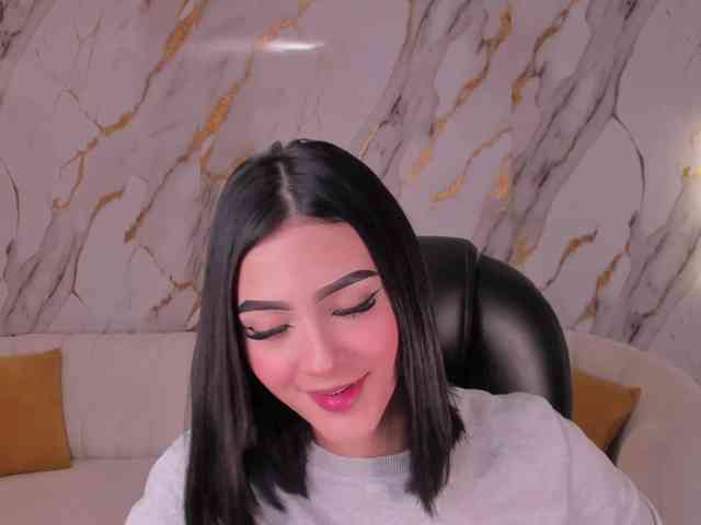 CarolineEvans webcam