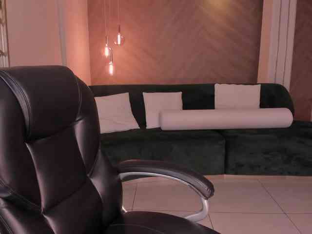 CarolineEvans webcam