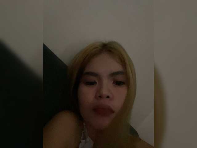 Pixielace live cam on BongaCams