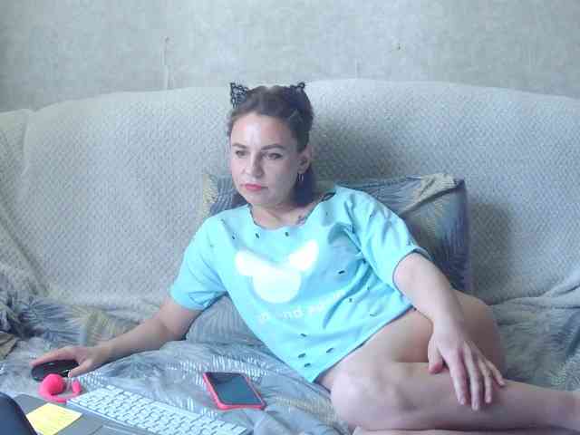 SexsyKsy webcam