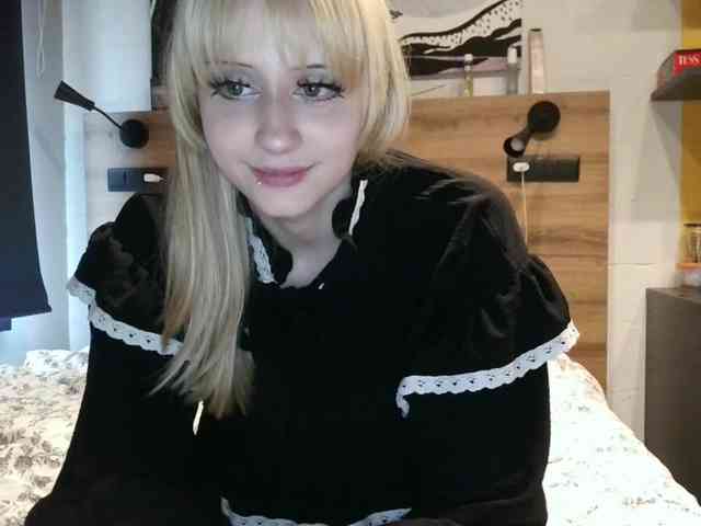 AdellaDalponte webcam