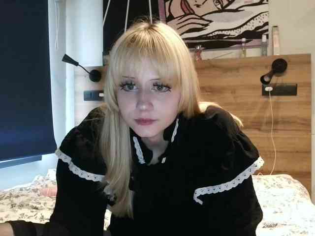 AdellaDalponte webcam