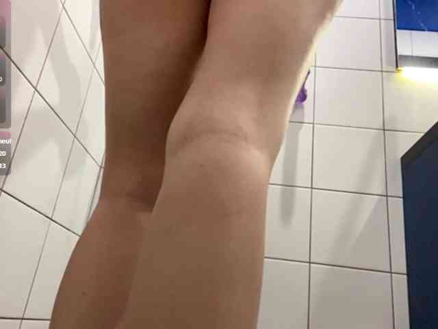 AdellaDalponte webcam