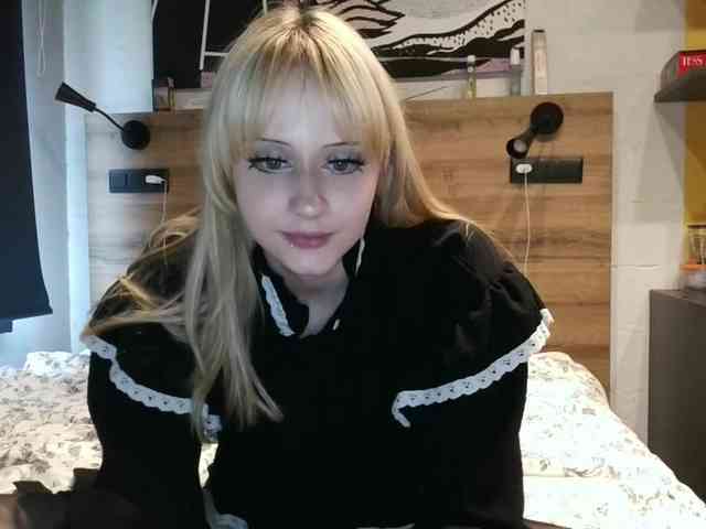 AdellaDalponte webcam