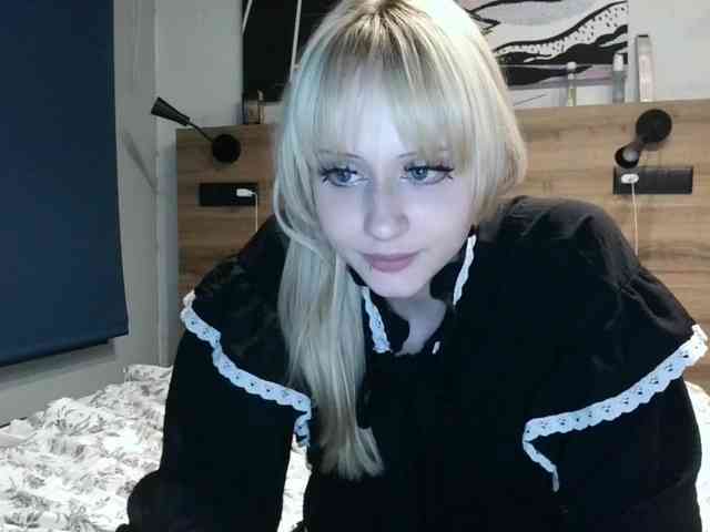 AdellaDalponte webcam