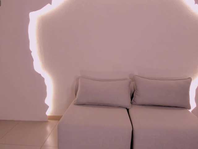 AmyRosse1 live cam on BongaCams