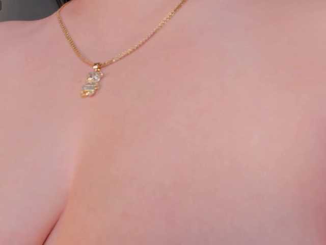 AmyRosse1's BongaCams show and profile