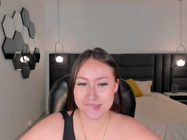 AmyRosse1 live cam on BongaCams