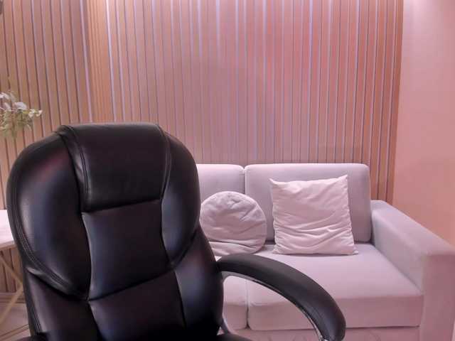 AmyRosse1 live cam on BongaCams