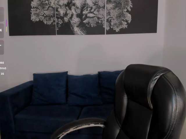 Live room thumbnail for AmyRosse1